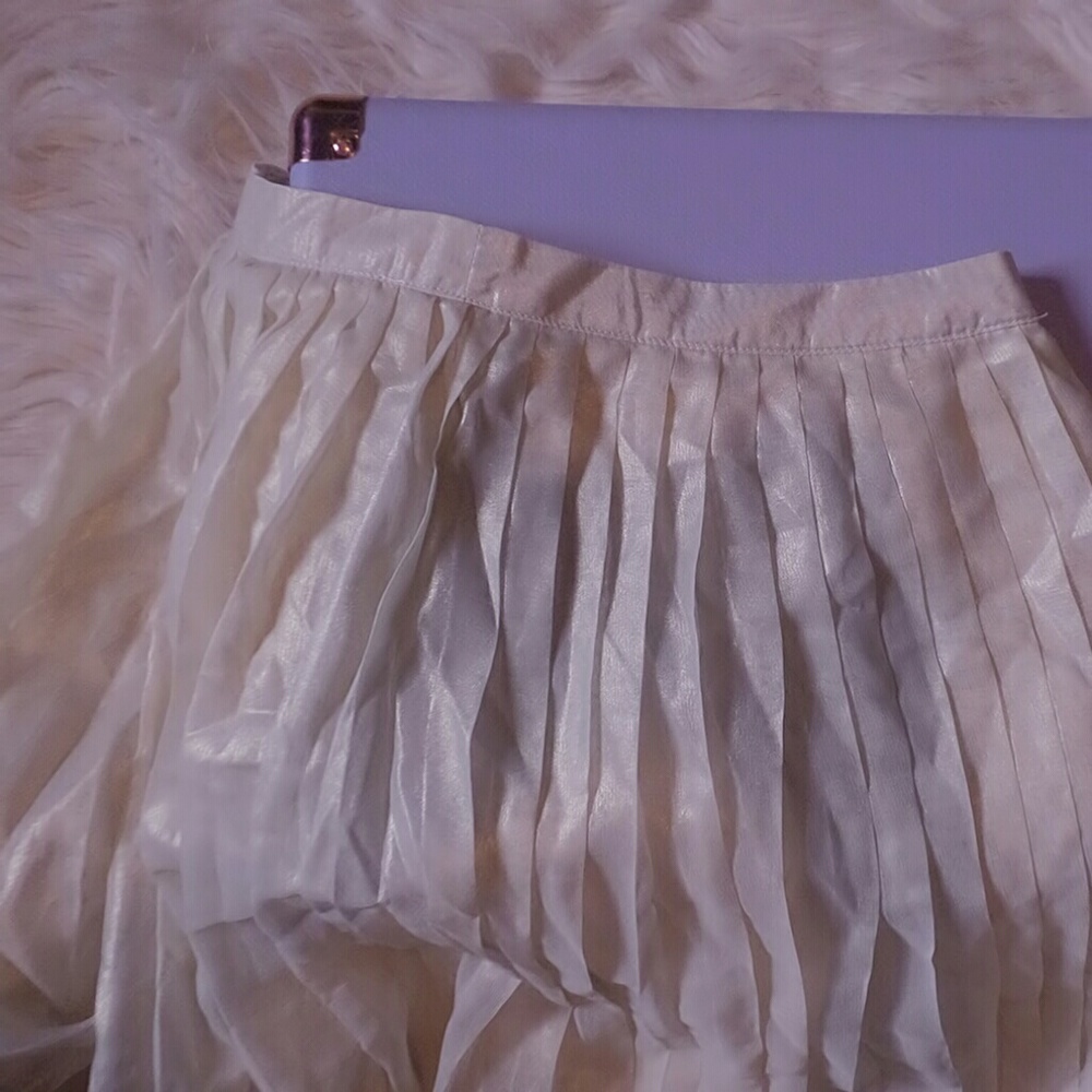 Tobi Asymmetrical Cream Shimmery Skirt